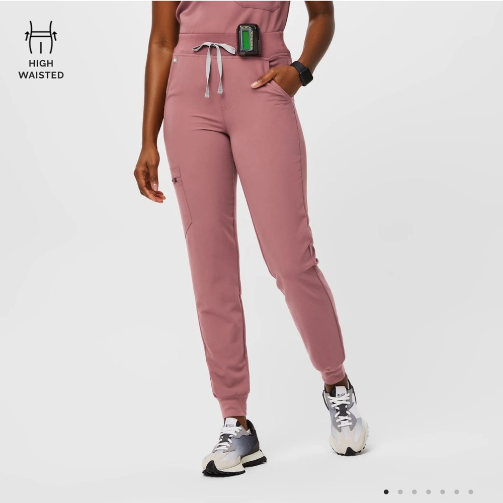 Figs, Mauve color with Green elastic string. Women’s XS scrubs pants